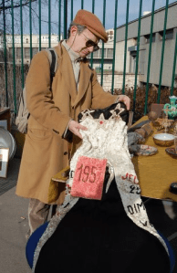 A dream for sale for 200 euros, needs fixing: Folies-Bergères, 1957 - Welcome to Cabaret! Photo: Unni Holtedahl 