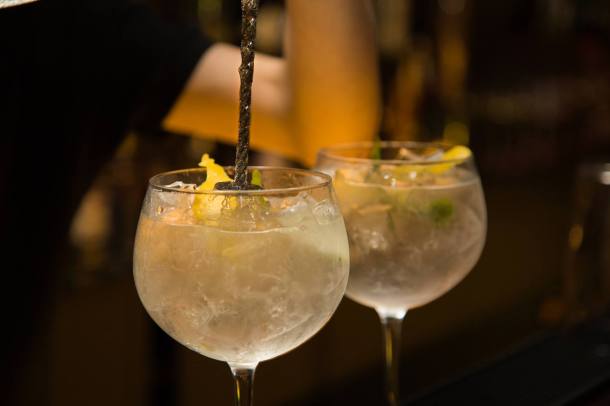 Photo credit: www.facebook.com/silkclub